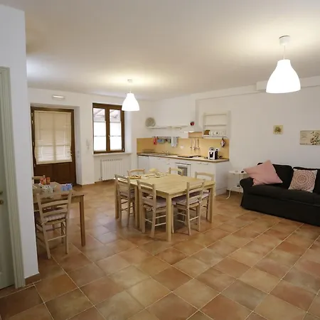 Villalta ファームステイ Ponte Felcino